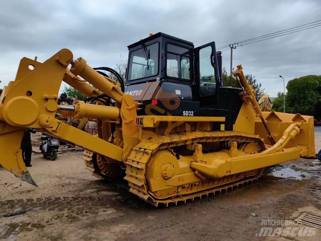 Shantui SD 32 Graders