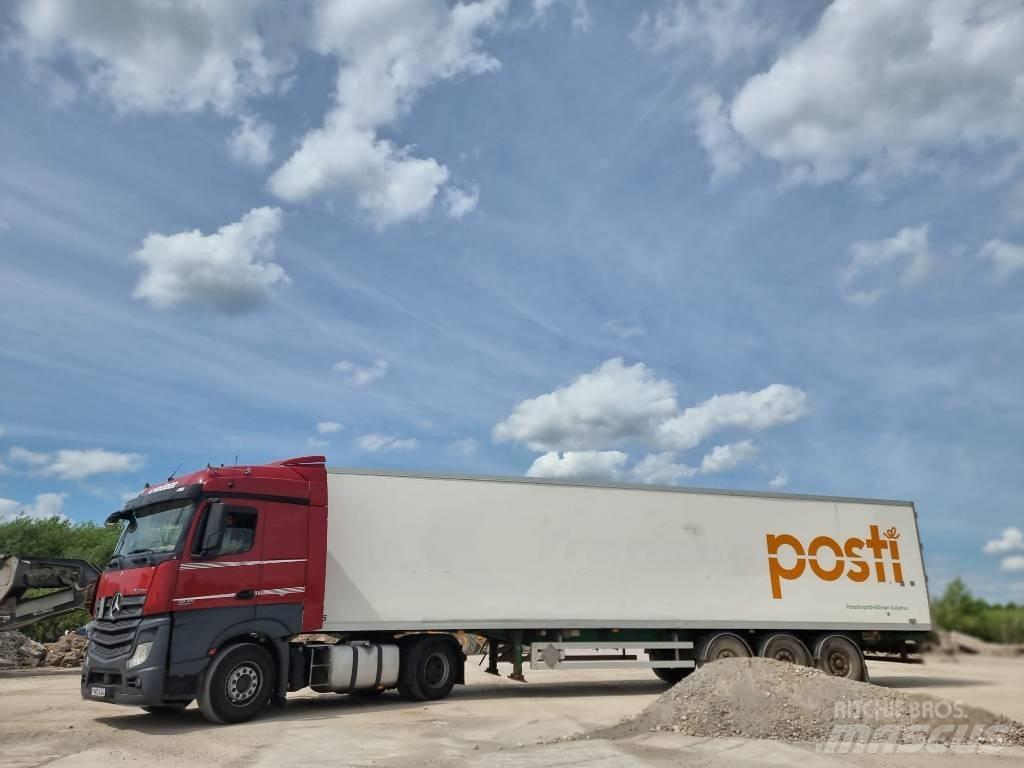 Schmitz Narko Temperature controlled semi-trailers