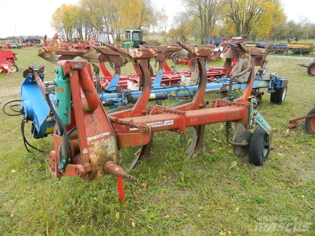 Kverneland 3 Reversible ploughs