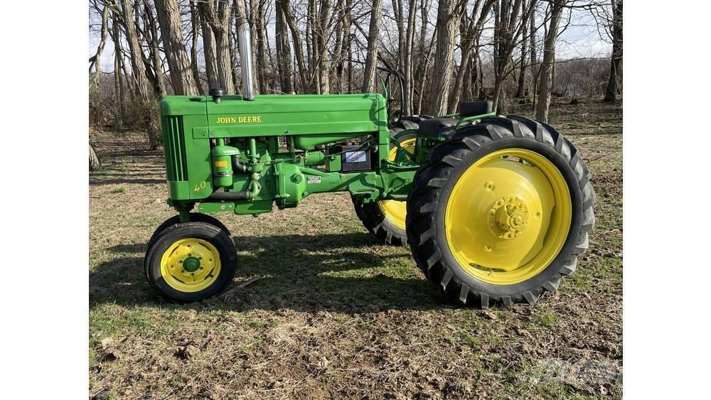John Deere 40T Tractors