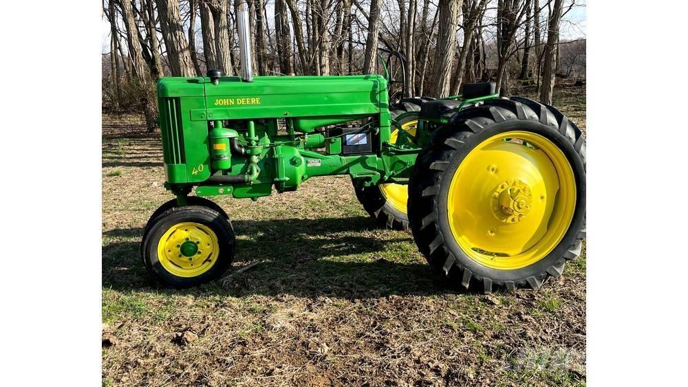 John Deere 40T Tractors
