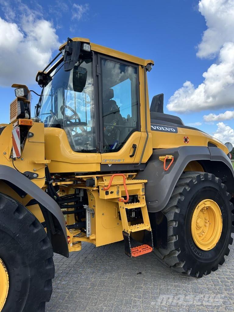 Volvo L120H Wheel loaders