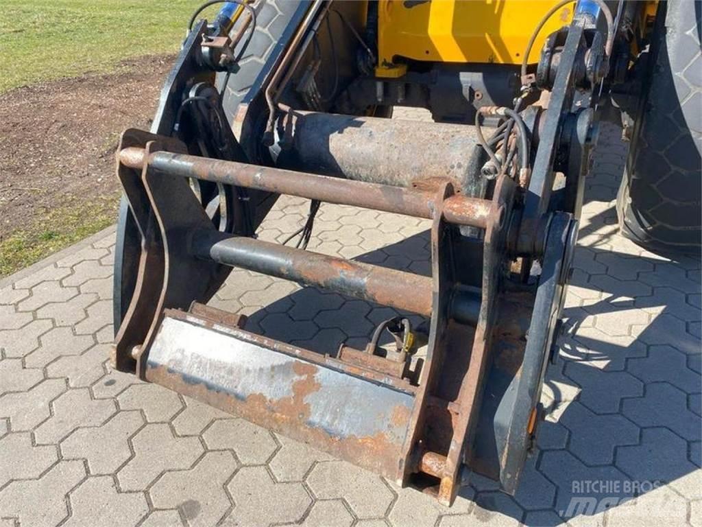 JCB 437 HT Wheel loaders