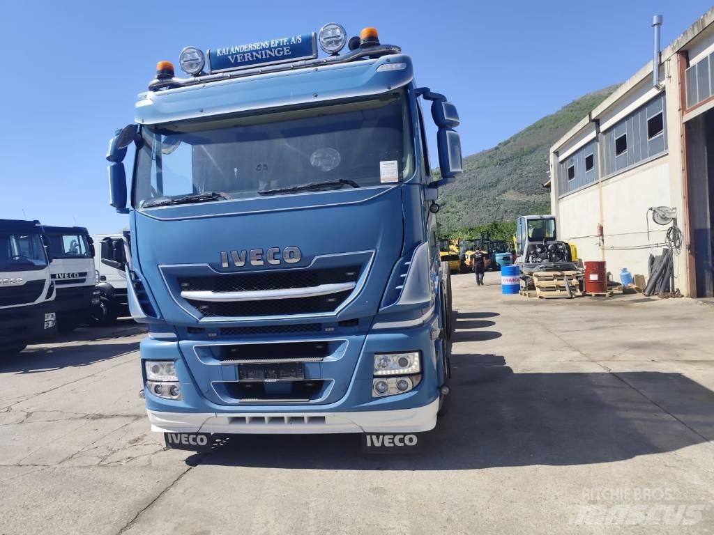 Iveco Stralis 320S50 Beavertail Flatbed / winch trucks