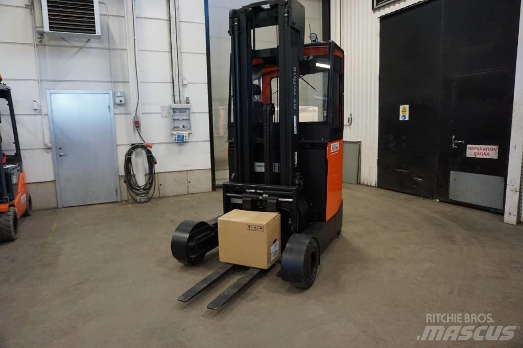 Toyota RRE160HR Reach truck