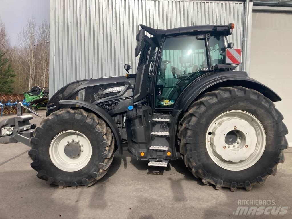 Valtra Q 305 Tractors