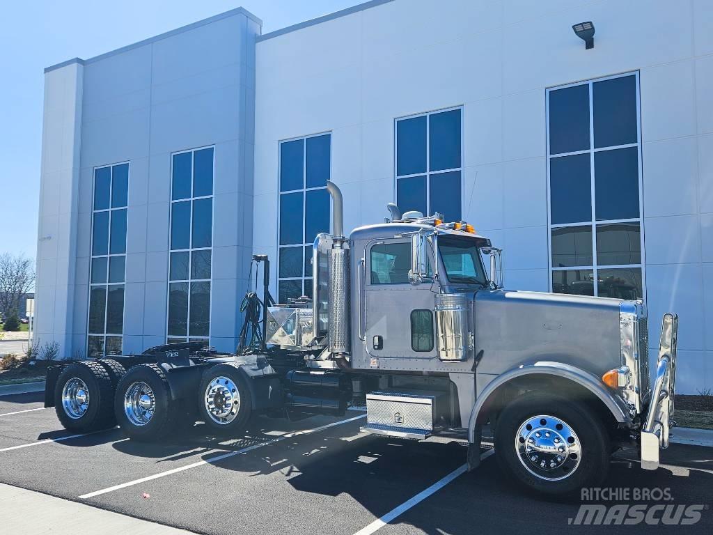 Peterbilt 378 Prime Movers