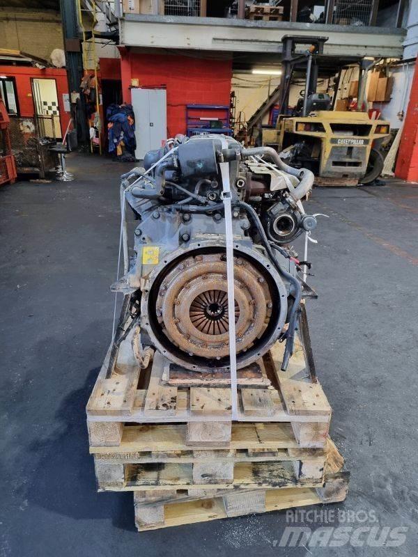 DAF FR118U2 Engines