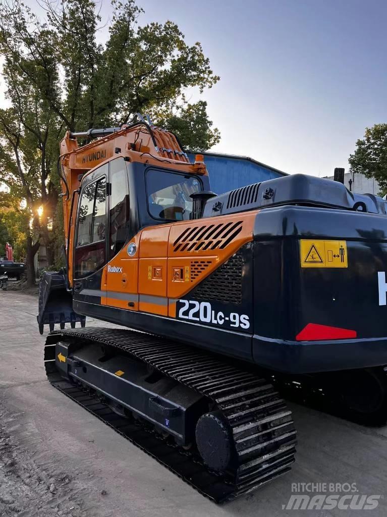 Hyundai 220LC-9S Crawler excavators