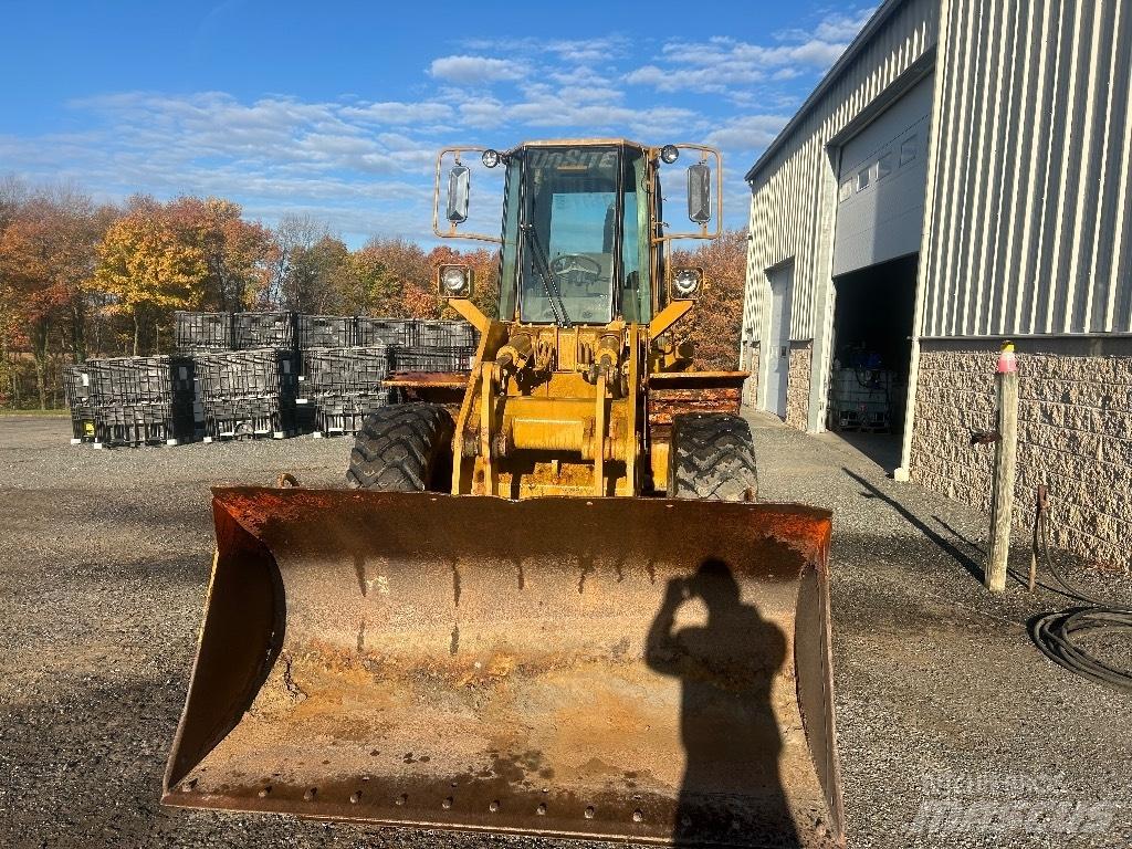 Fiat-Hitachi FR 100 Wheel loaders