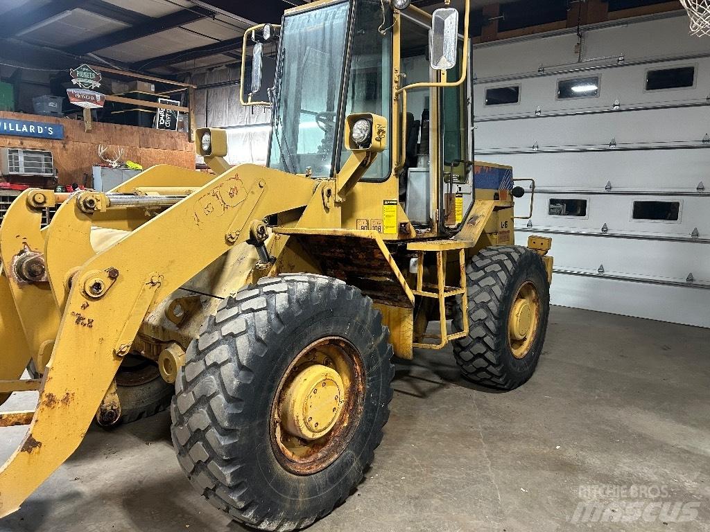 Fiat-Hitachi FR 100 Wheel loaders
