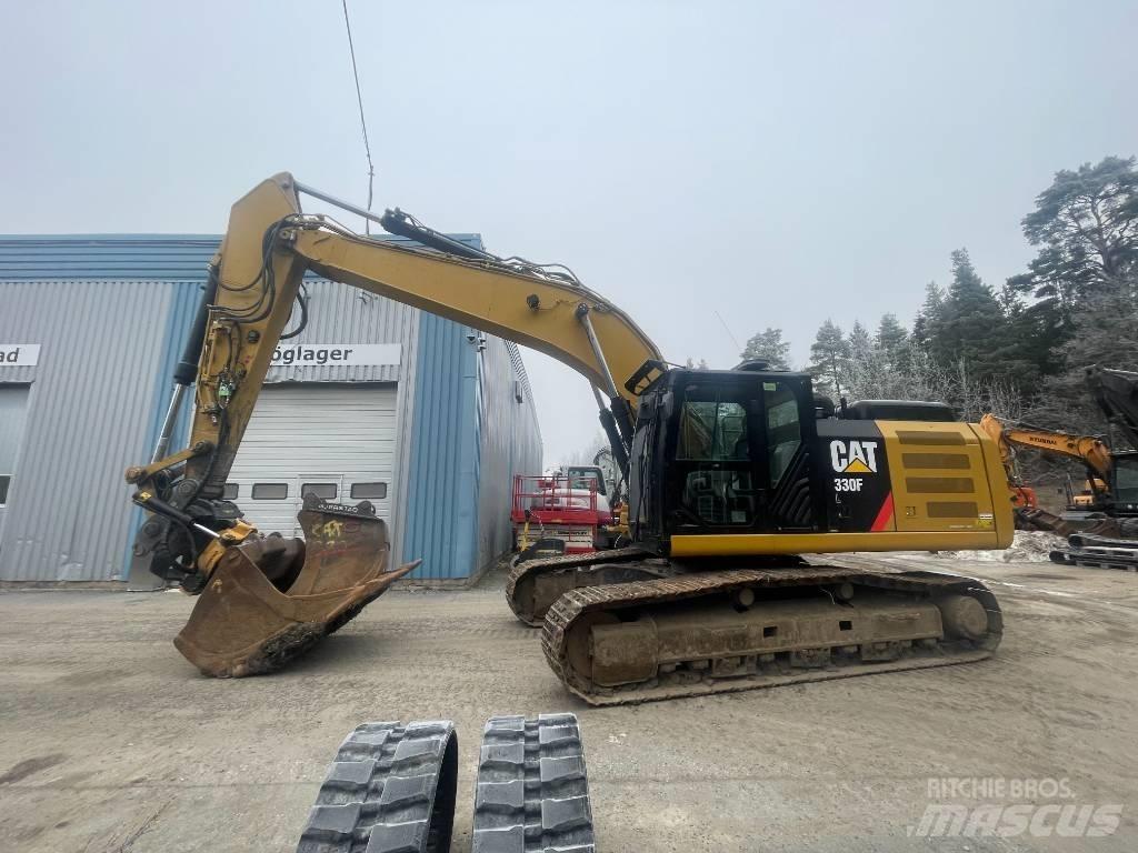 CAT 330 Crawler excavators