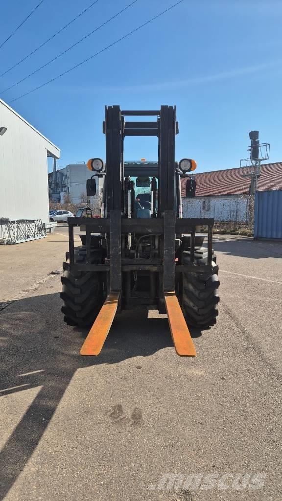 Ausa C500 Hx4 Diesel trucks