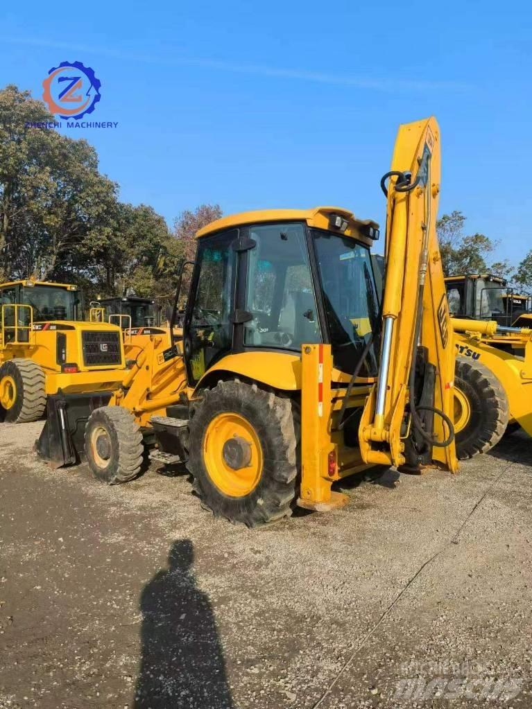 JCB 3 CX Backhoe
