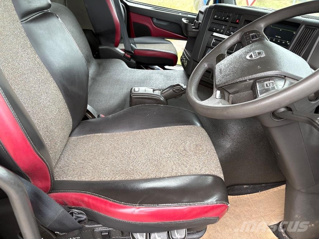 Volvo FMX 420 Tipper trucks