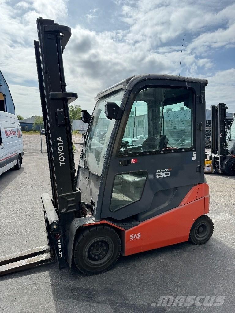 Toyota 8FBMKT30 Electric forklift trucks