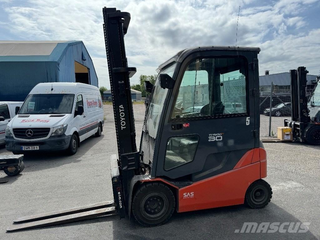 Toyota 8FBMKT30 Electric forklift trucks