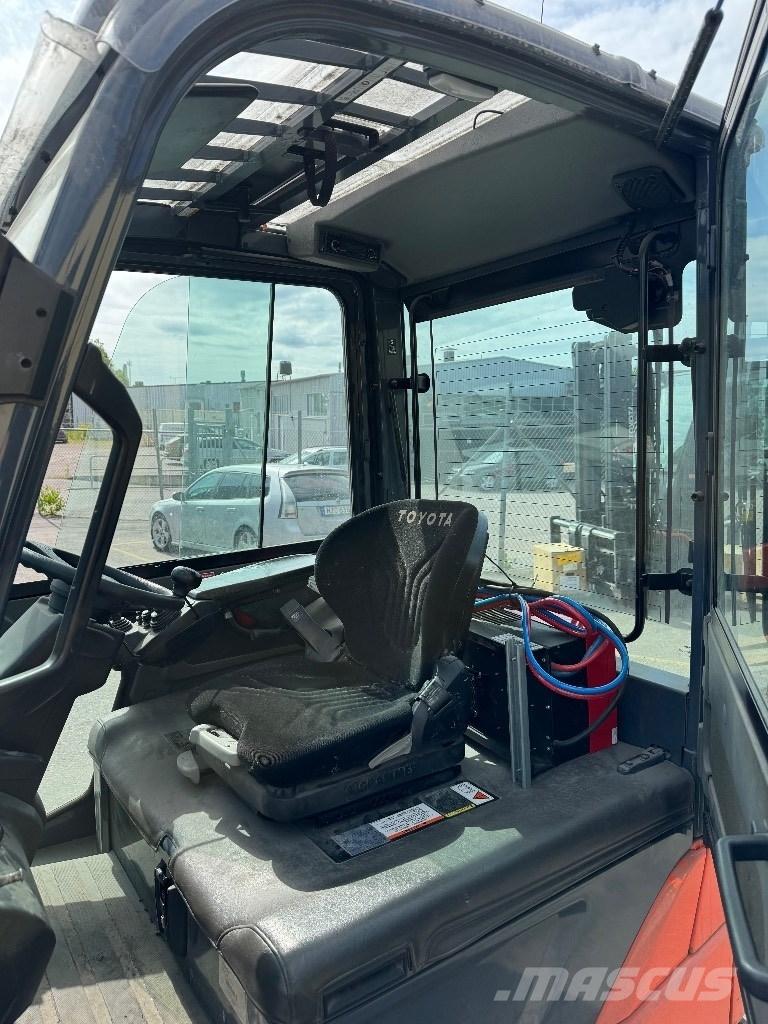 Toyota 8FBMKT30 Electric forklift trucks