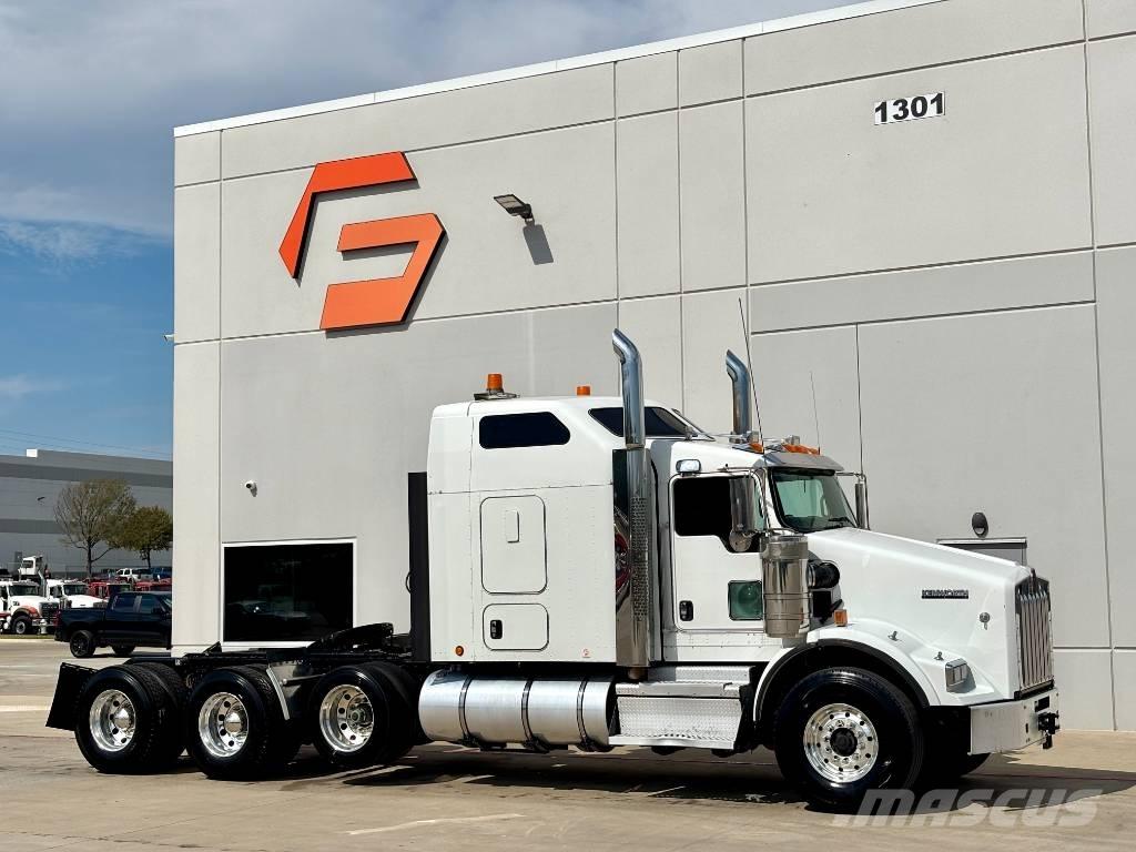 Kenworth T 800 Prime Movers