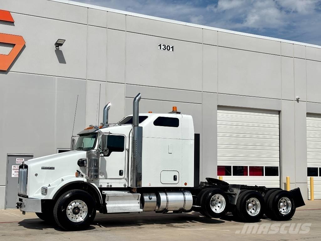 Kenworth T 800 Prime Movers