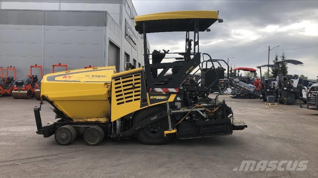 Bomag BF 300 P-2 Asphalt pavers