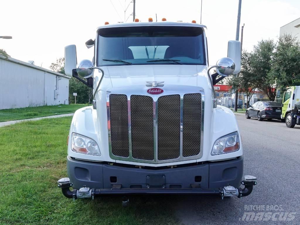 Peterbilt 579 Water bowser