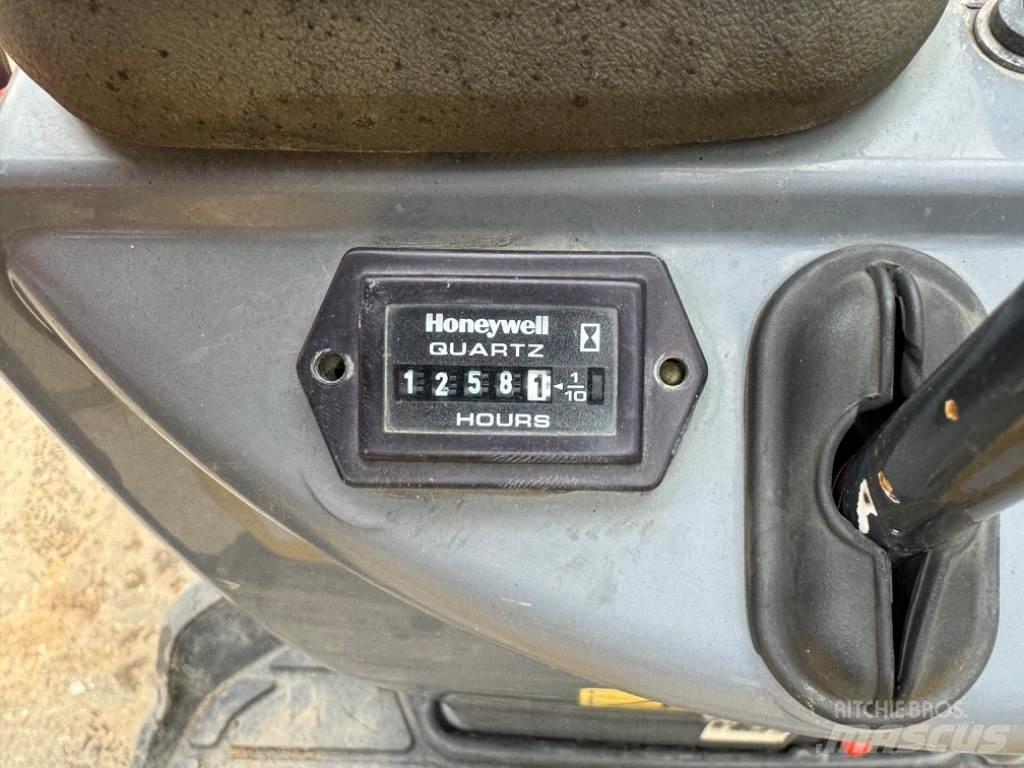 Yanmar SV08 (1C088) Mini excavators < 7t (Mini diggers)