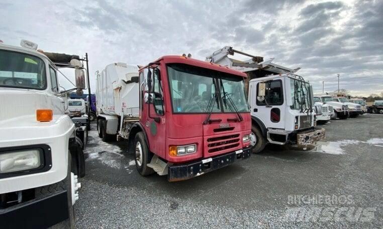 Freightliner CONDOR Waste trucks