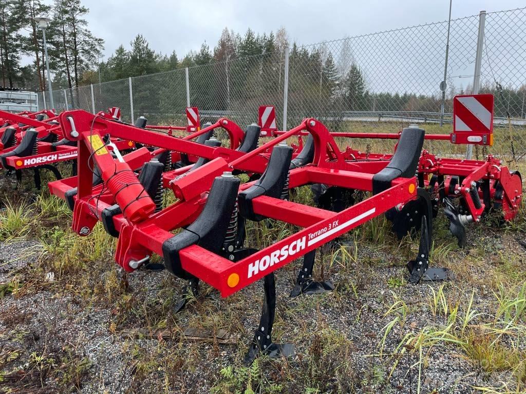 Horsch Terrano 3 FX Cultivators