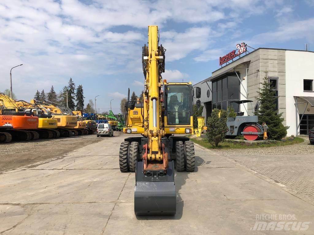 Komatsu PW160-8 Wheeled excavators