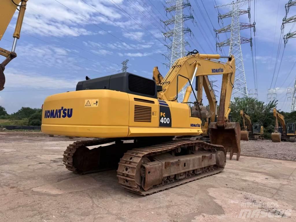 Komatsu PC 400-8 Amphibious Excavators