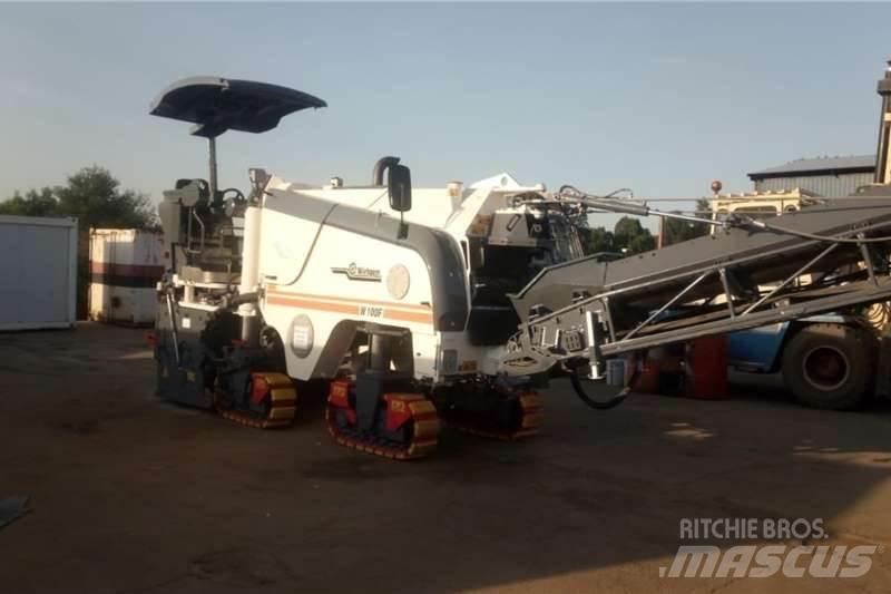 Wirtgen W100F Other trucks