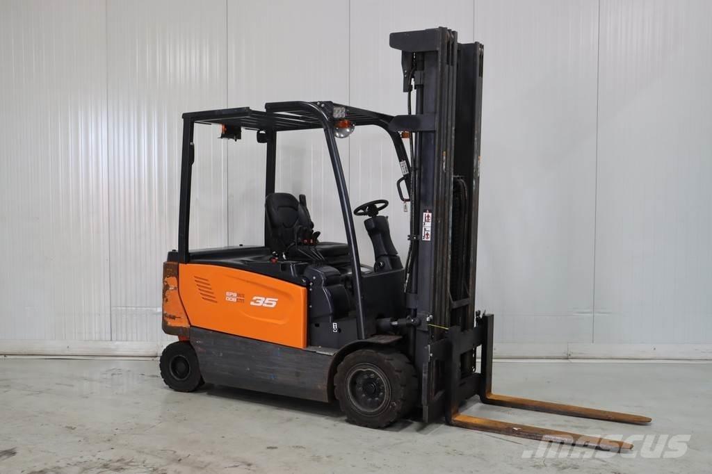 Doosan B35X-7 Electric forklift trucks