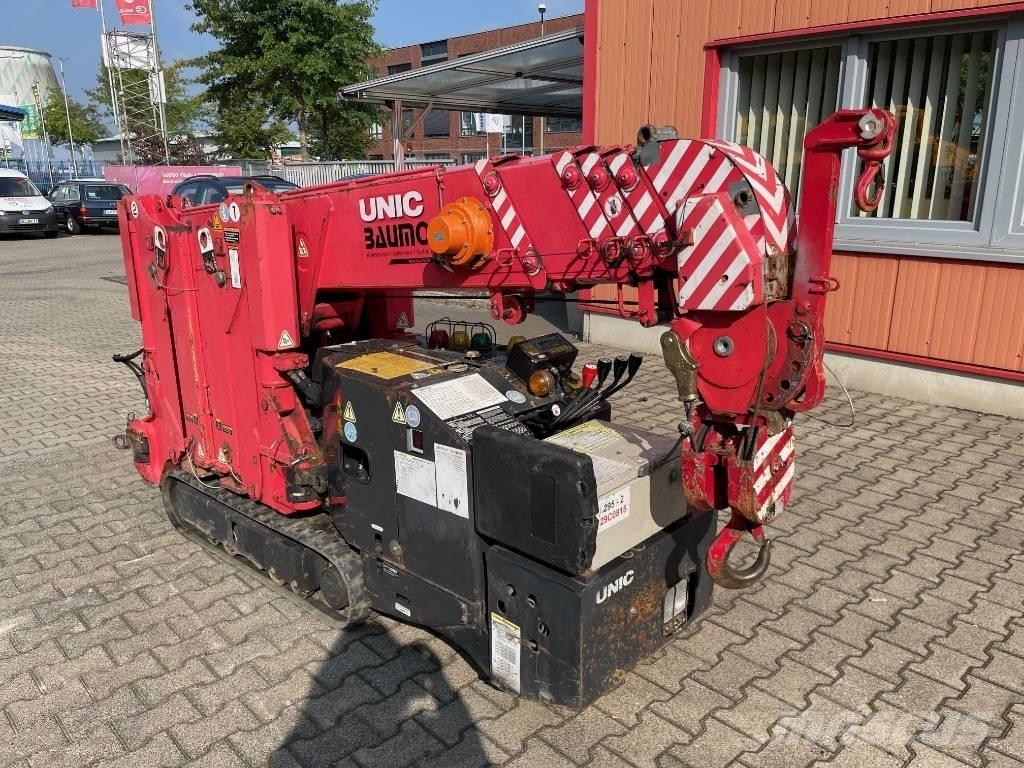 Unic URW-295 Mini cranes