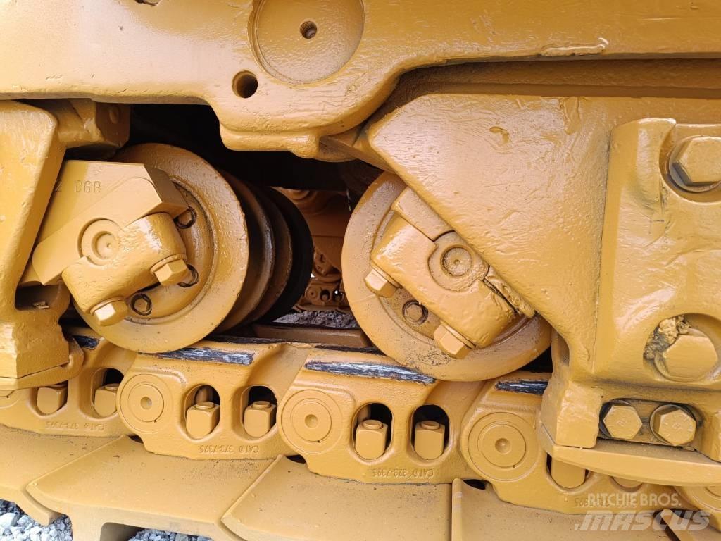 CAT D 10 T Crawler dozers