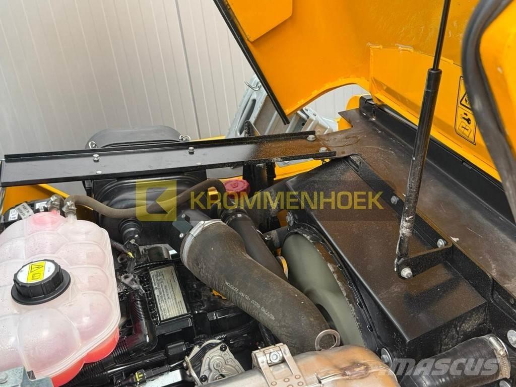 JCB 940 Rough terrain truck