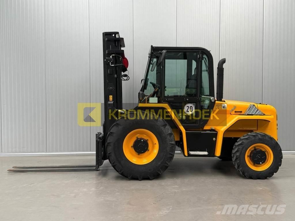 JCB 940 Rough terrain truck