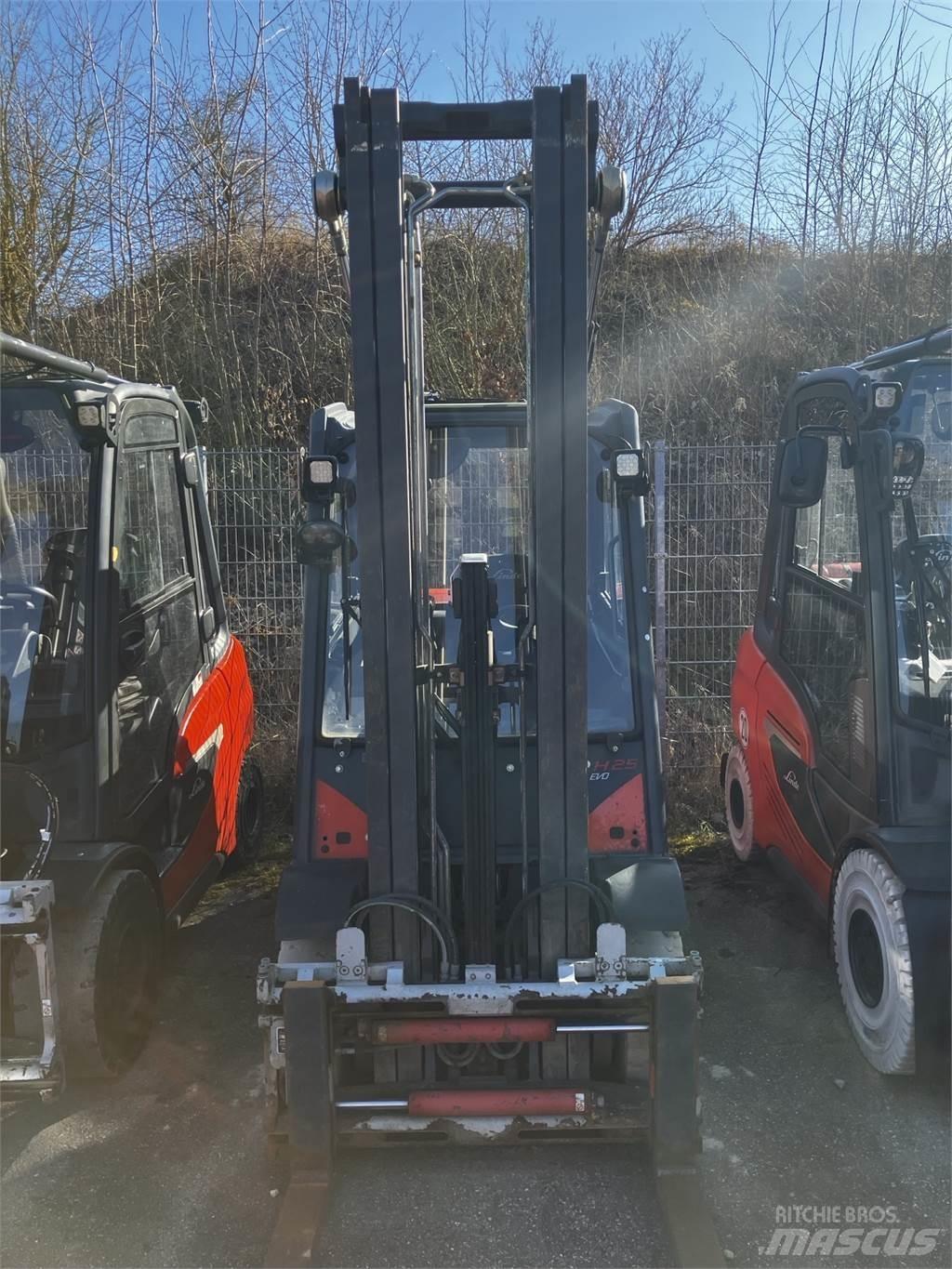 Linde H25T LPG trucks