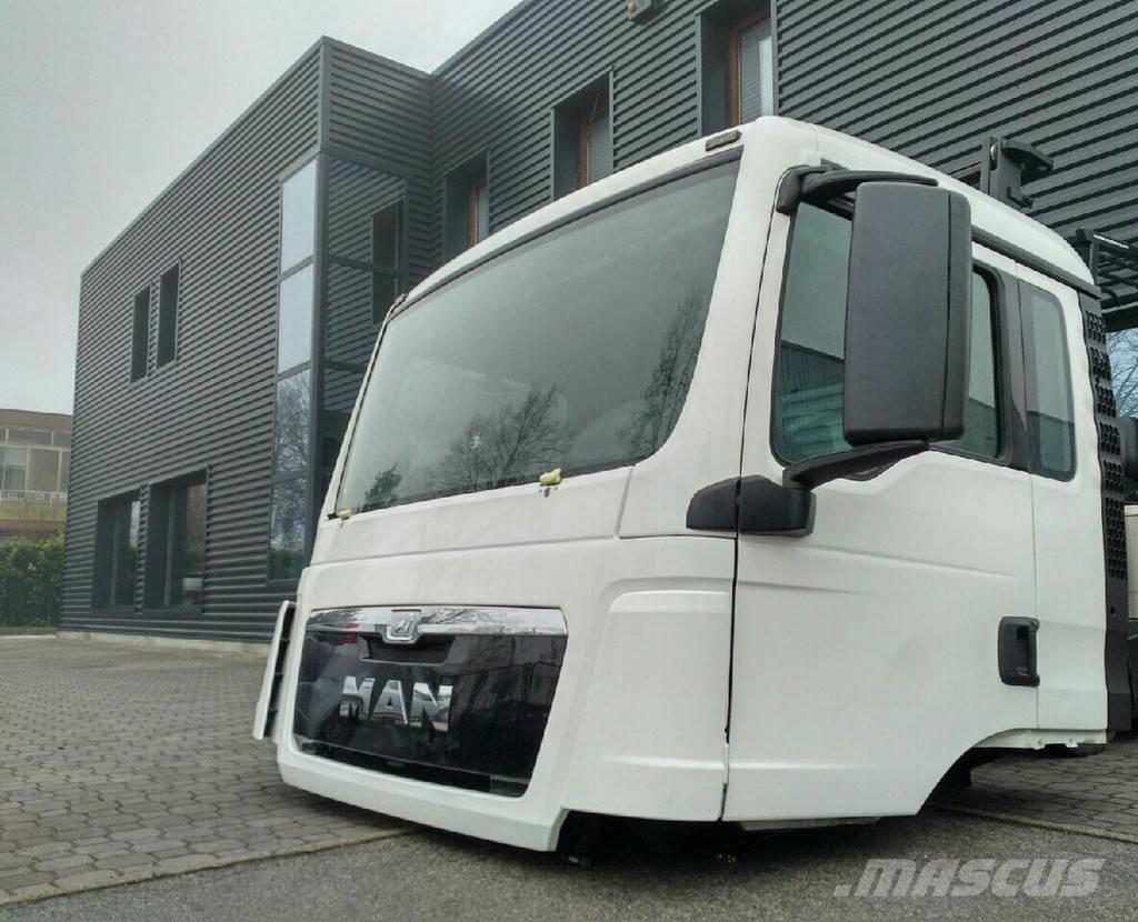 MAN TGS EURO 5 Cabins and interior