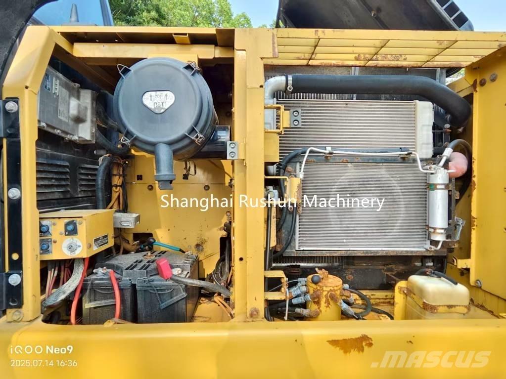 CAT 320 D Crawler excavators