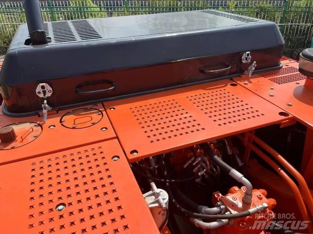 Doosan 300-7 Crawler excavators