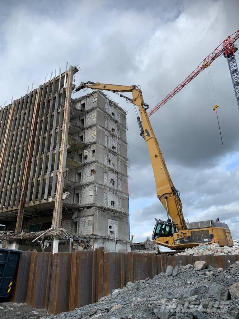 CAT 365 C L UHD/33M Demolition excavators
