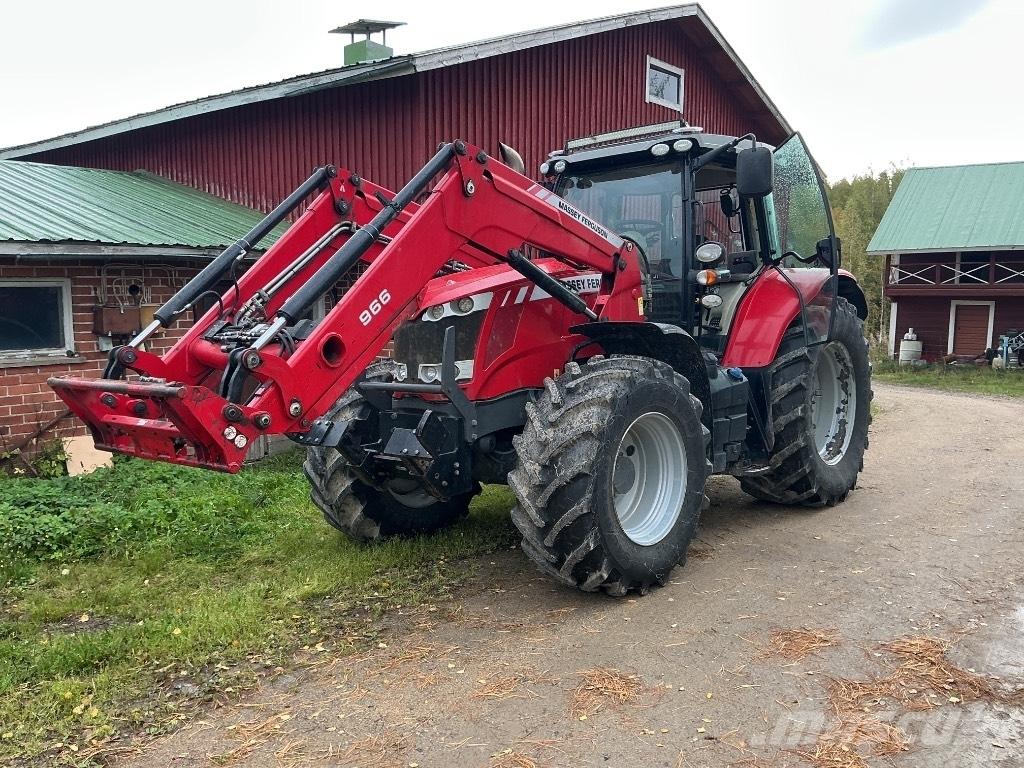 Massey Ferguson 7716 Tractors