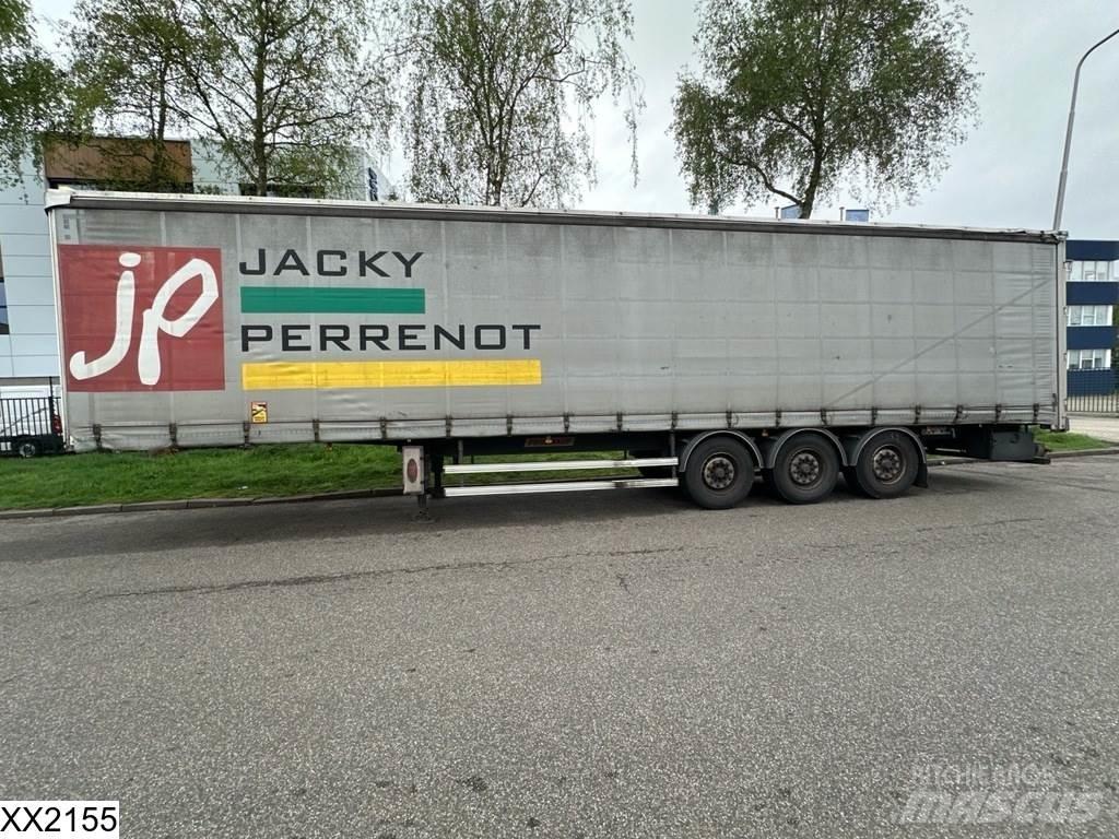 Fruehauf Tautliner Curtain sider semi-trailers