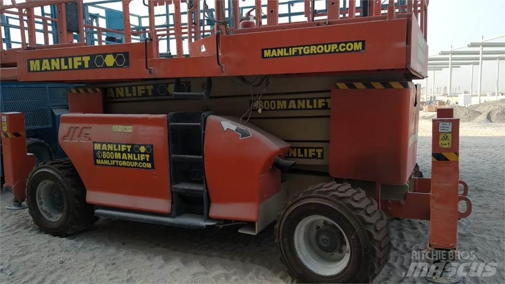 JLG 4394RT Scissor lifts