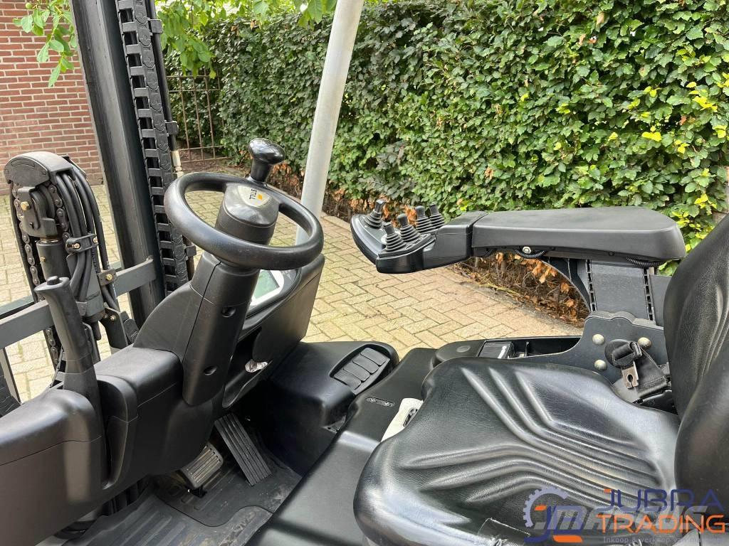 Still RX50-13 Electric forklift trucks