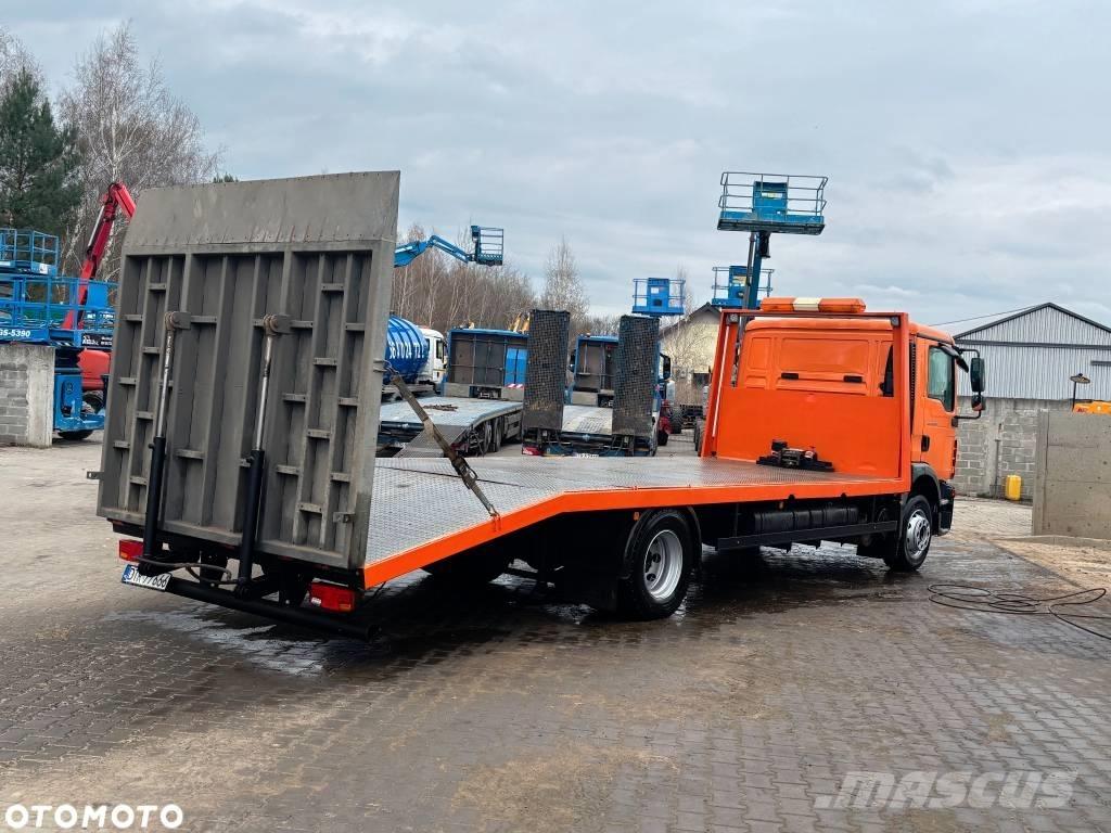 MAN TGM 15.290 Beavertail Flatbed / winch trucks