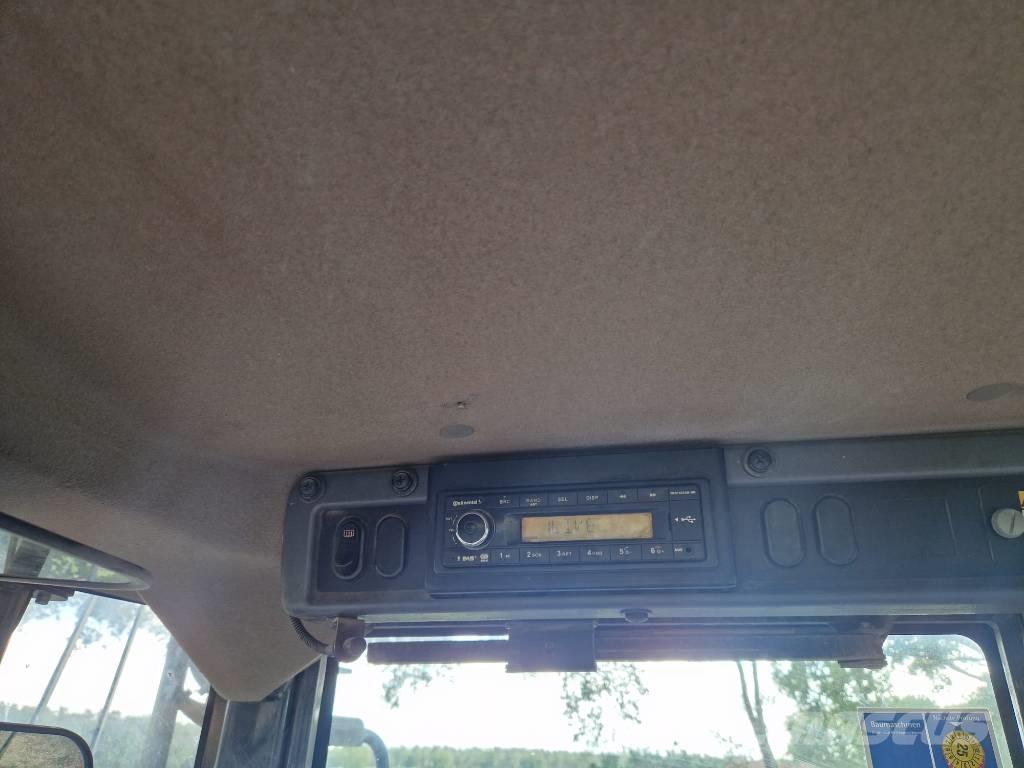 Komatsu WA 320-8 Wheel loaders