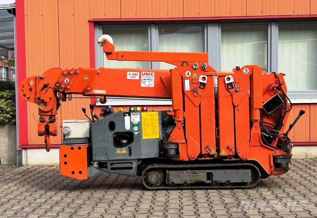 Unic B 345 Track mounted cranes
