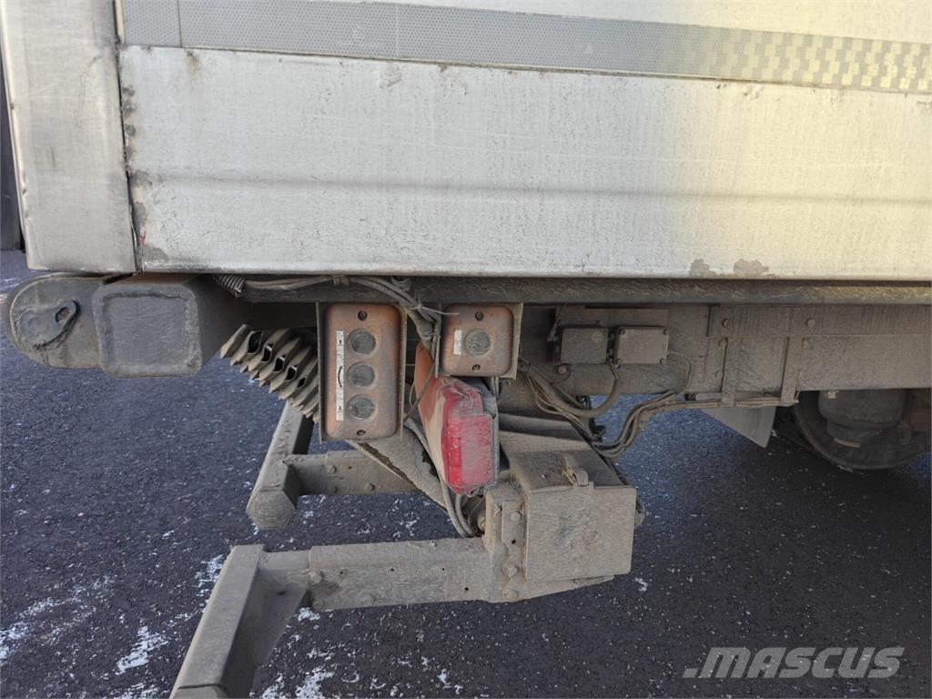 Scania P320 Box trucks